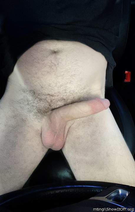 Photo of a jackhammer from mtingi