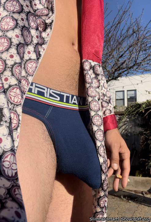 The ladies must be wide eyed when they see your cock  