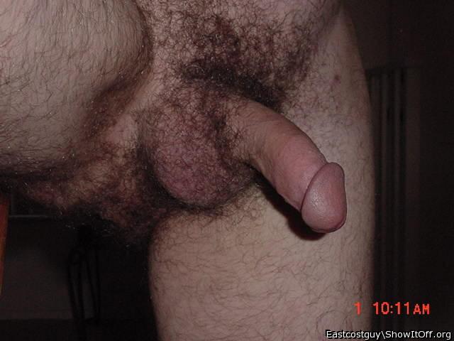 I could sniff, lick and suck you all night.  Love that hairy