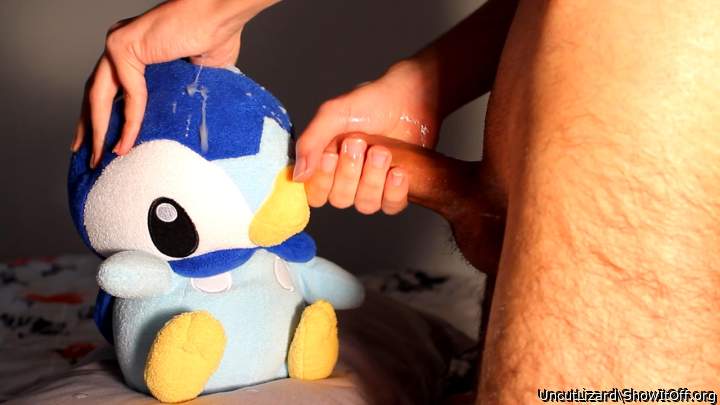 Adult image from UncutLizard