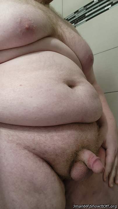 love to run my hands on your curvy body!    