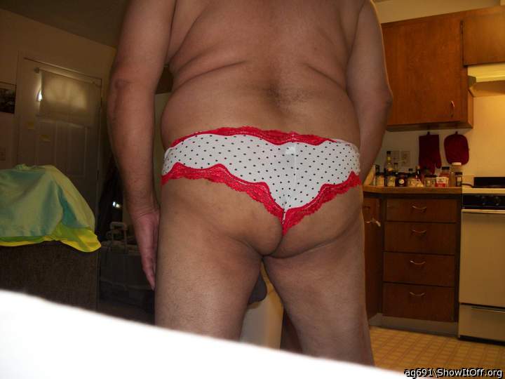 Photo of a boner from ag691
