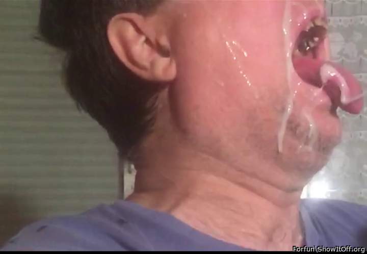 so much cum to eat ! I want more