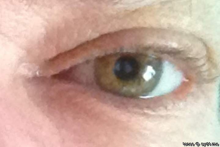 Eye love looking..