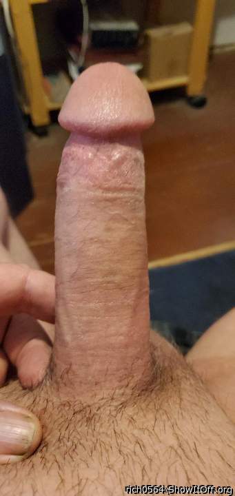 Stunning stiffie ! But why did you shave your fine bush ?   