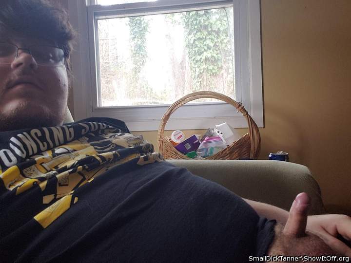 Photo of a boner from SmallDickTanner