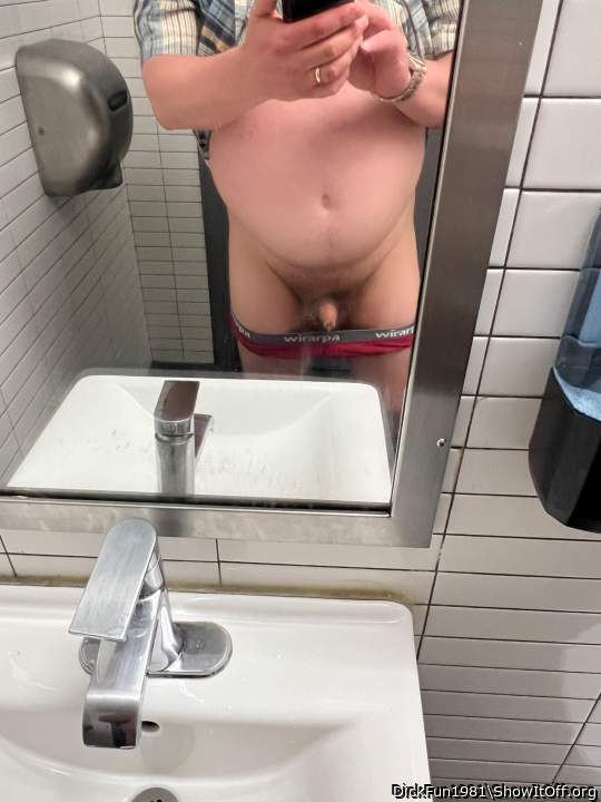 Photo of a one-eyed monster from DickFun1981