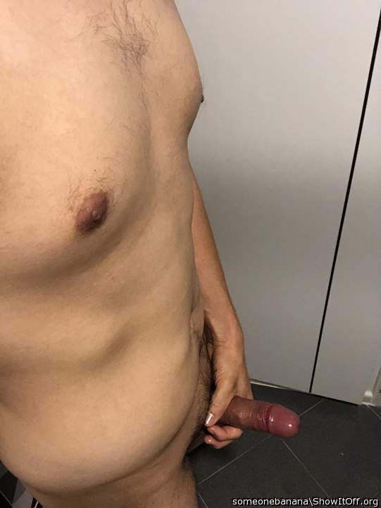 Photo of a third leg from someonebanana