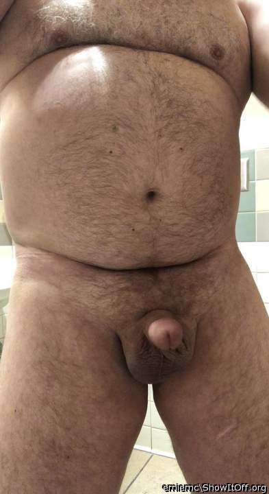 I like hairy guys 