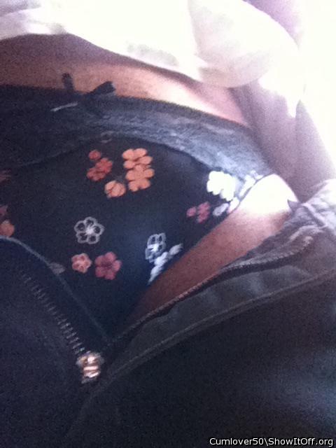 Love those bulged panties!  