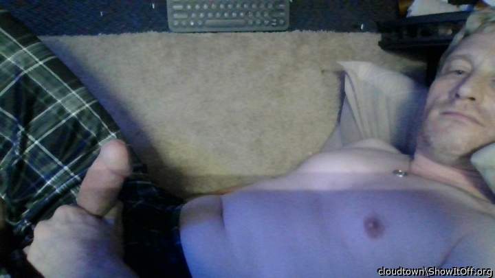 Photo of a schlong from cloudtown