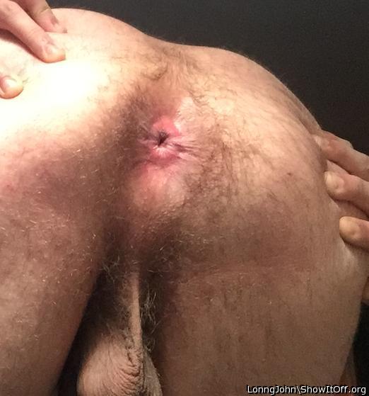 HOT ASS CHEEKS SPREADING, HORNY EXPOSED ASSHOLE, GREAT VIEW 