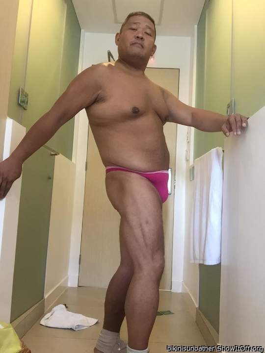 Photo of a schlong from Bikinisunbather