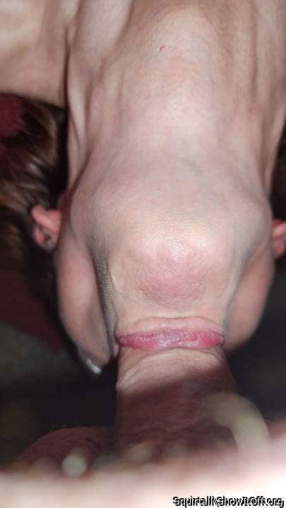 Who loves sucking cock