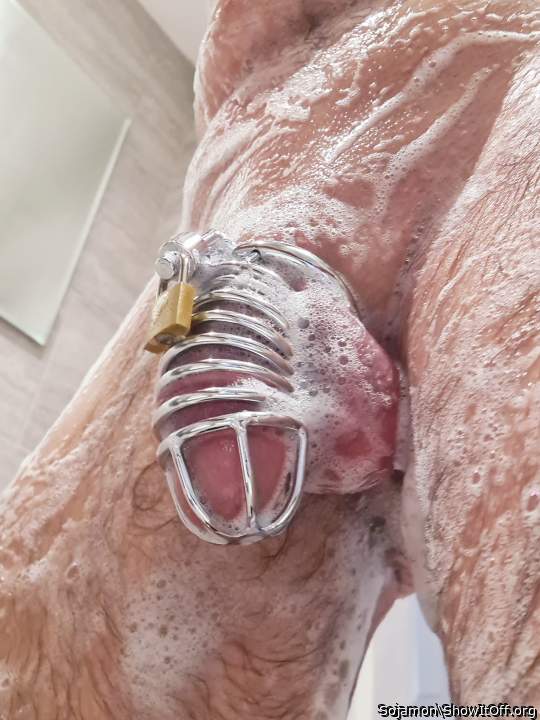 Sweet, Ive got the same cage and I love it too