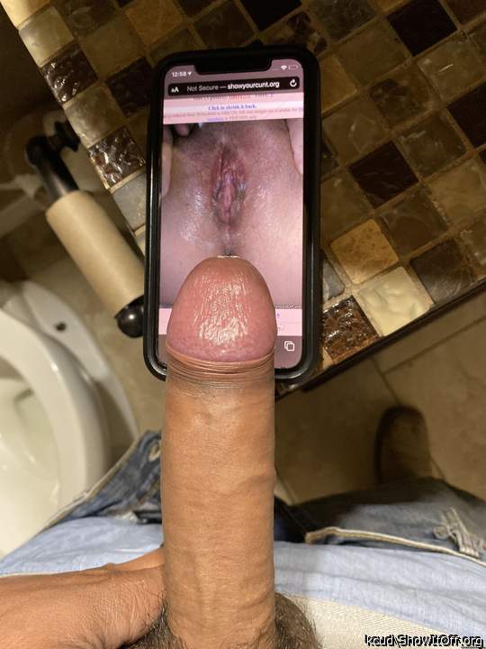 A wank on her pic