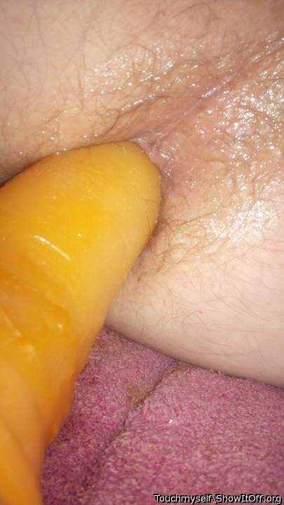 Loving some ass play!!