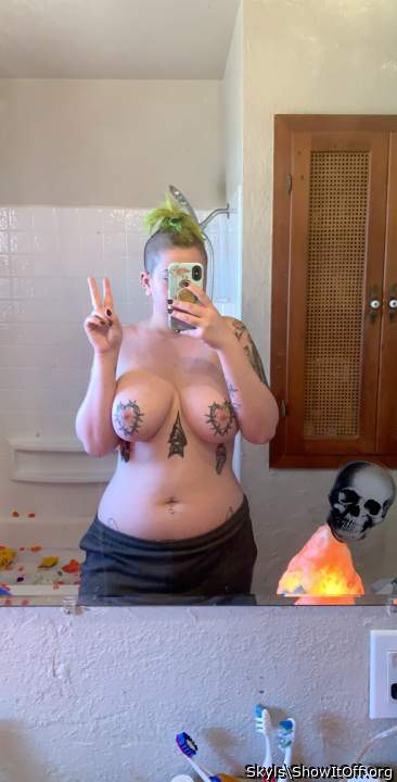 nice boobs     
