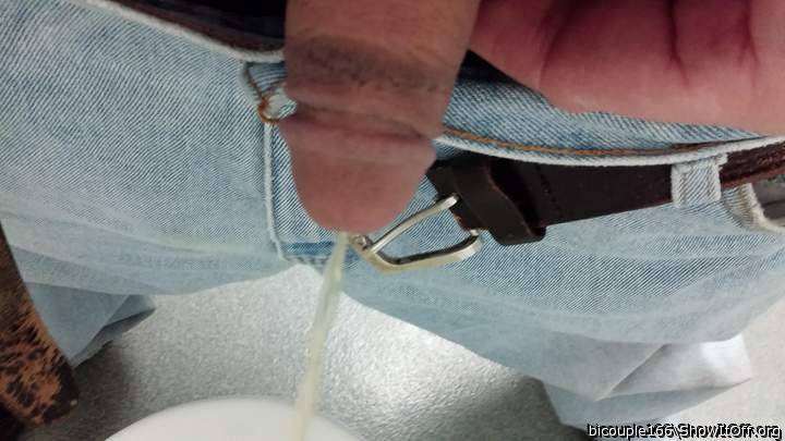 Nice. I like pee play. I'd love to join you, we could hold e