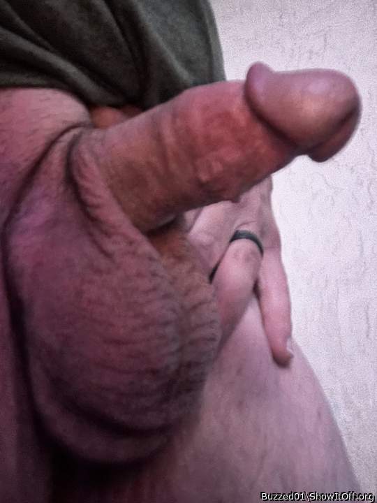 Photo of a member from Buzzed01