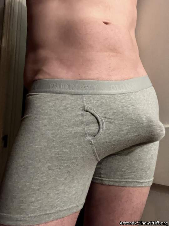 That dick wants to bust free 💦💦💦