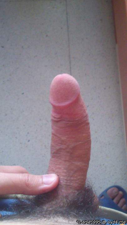 Love a fat curvy cock, fantastic