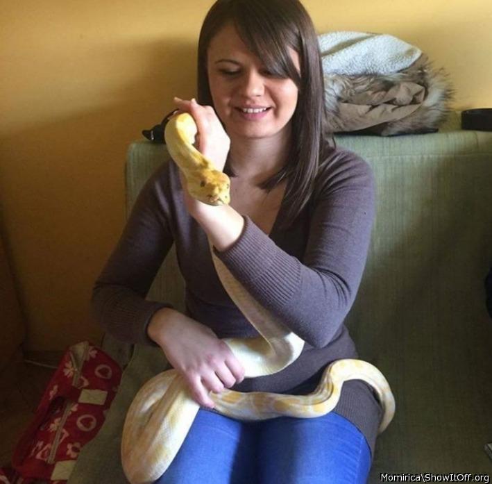 I see you know how to handle big snakes