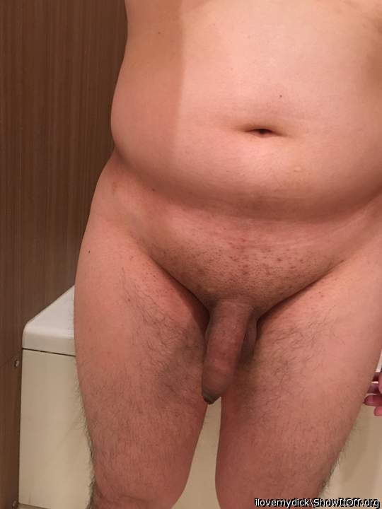 Photo of a bald-headed mouse from ilovemydick