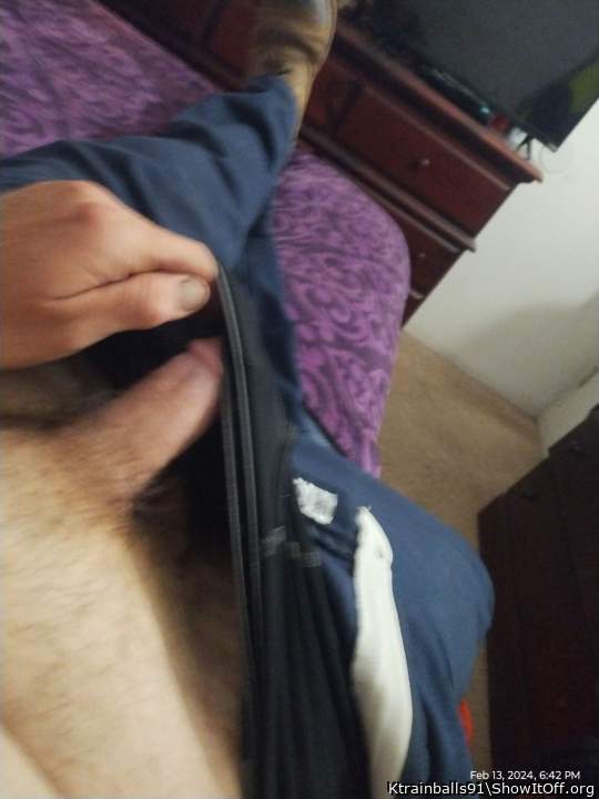 Mmmmm... thick, horny, mouthwatering penis! I like your hint