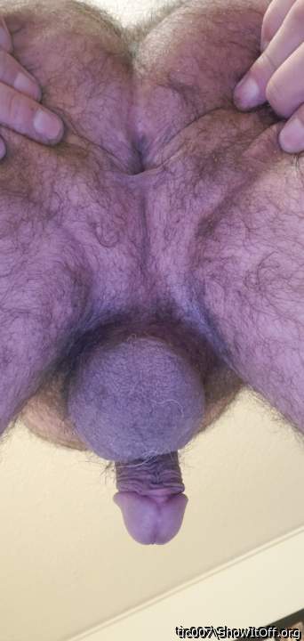 Looking really, really good from down there~ such sexy view