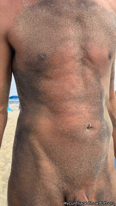 Photo of a bald-headed mouse from MyCumSack