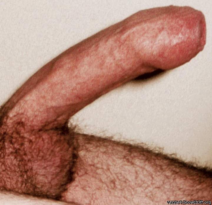 I want to suck that monster dick too   