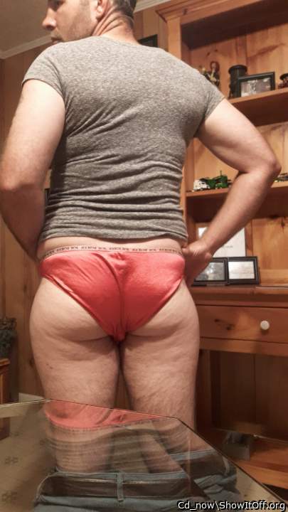 Photo of a pecker from Cd_now