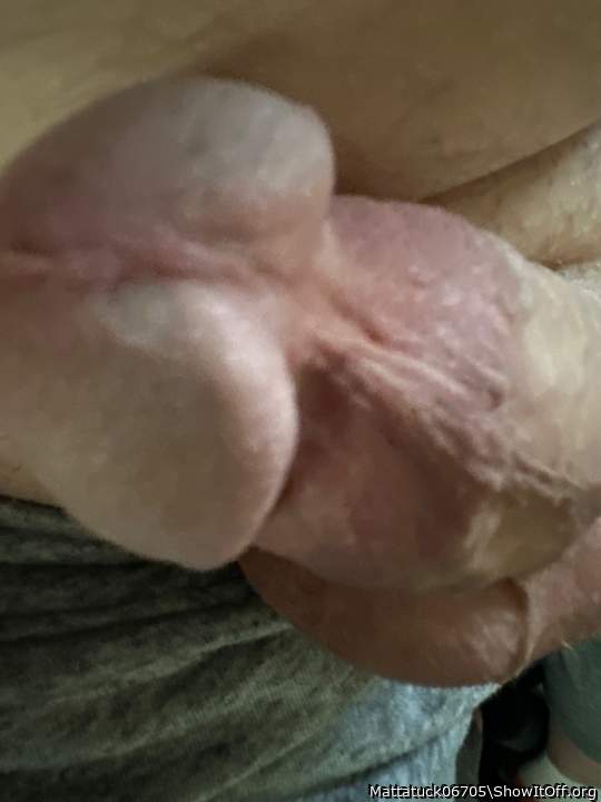Perfect spot to rub my pre cum on