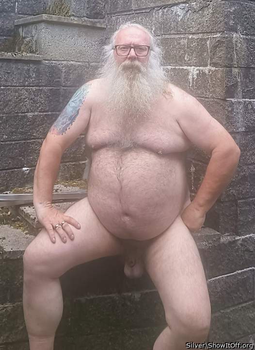 Big Beautiful Bearded Man-I wanna pleasure u w/my mouth
