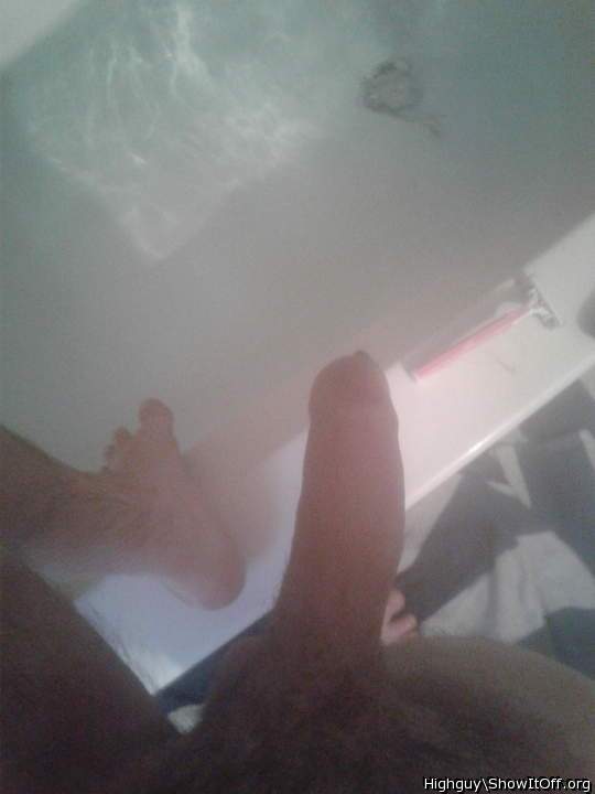 Photo of a hot dog from highguy