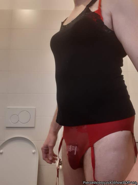 Photo of a hot-rod from Piercedsissycock