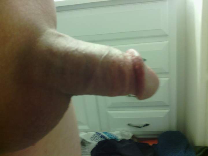 love your cock
want to suck and fuck it
clbiman60@yahoo.co