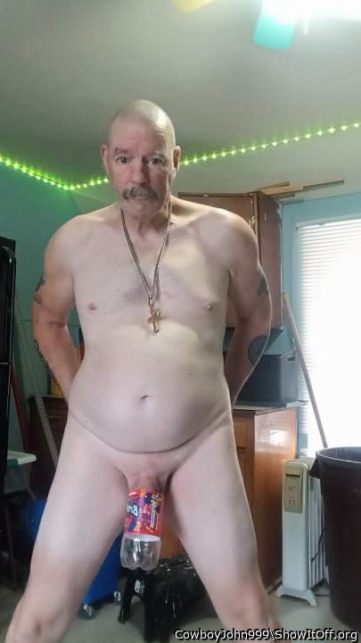 Photo of a bald-headed mouse from CowboyJohn999