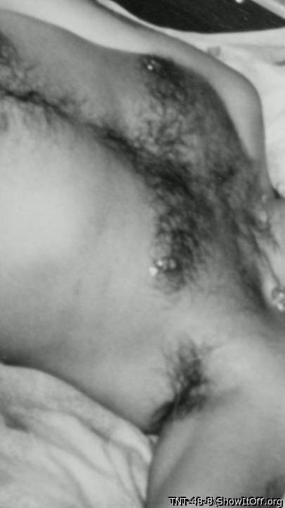 Mmmmmmm all that luscious body hair
