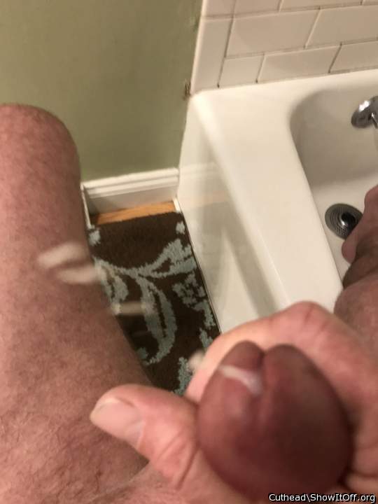 Love to feel my fingers wrapped around your cock 