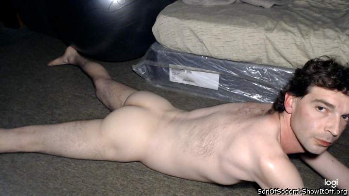 Photo of a bald-headed mouse from SonOfSodom