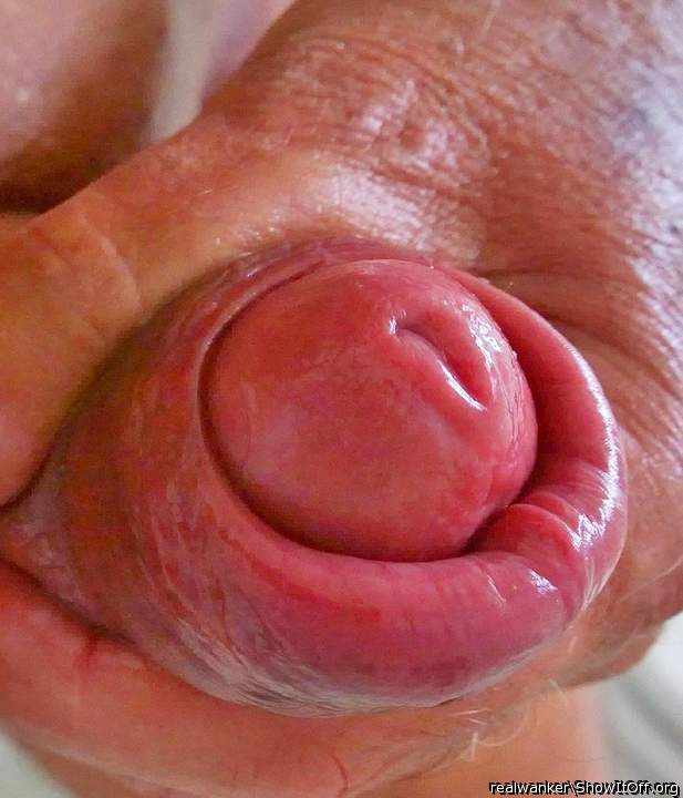 Photo of a one-eyed monster from realwanker