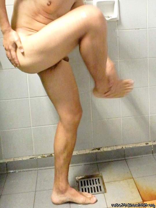 Adult image from re6te70