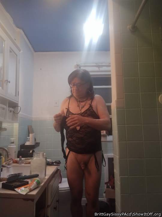 Fresh out of shower and getting rdy for date