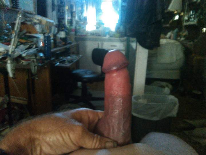 Photo of a schlong from fish4free