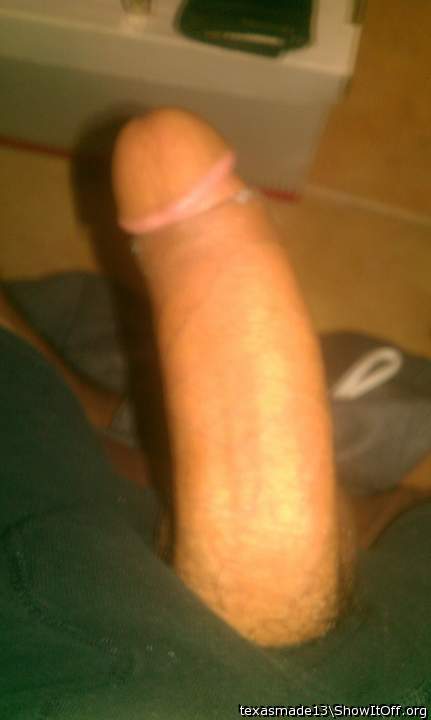 Oh wow, this are the kind of dicks I like to suck for hours!