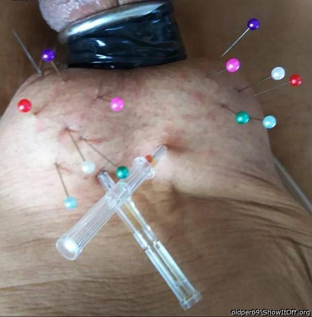 My ball is waiting needle attac  inside stomach.