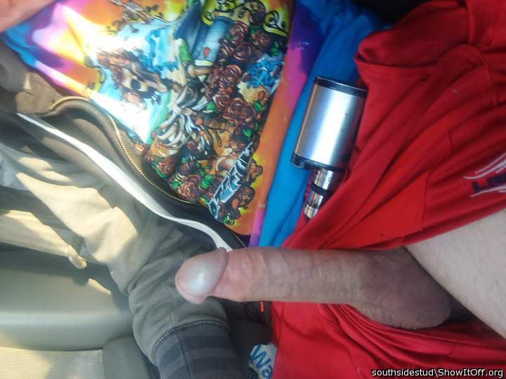 Dam you have a beautiful cock! I want to suck it!