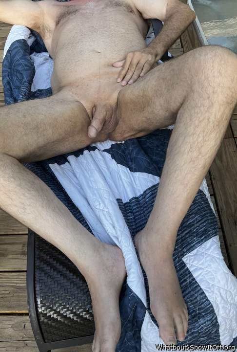 wow

such a sexy sexy pic,,,awesome sexy penis,,,love itlo
